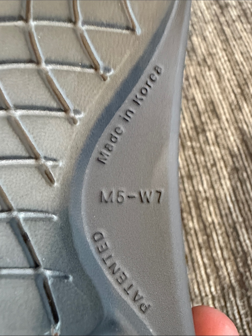 Oofos Ooahh Slides Grey Size 7 - Picture 4 of 6